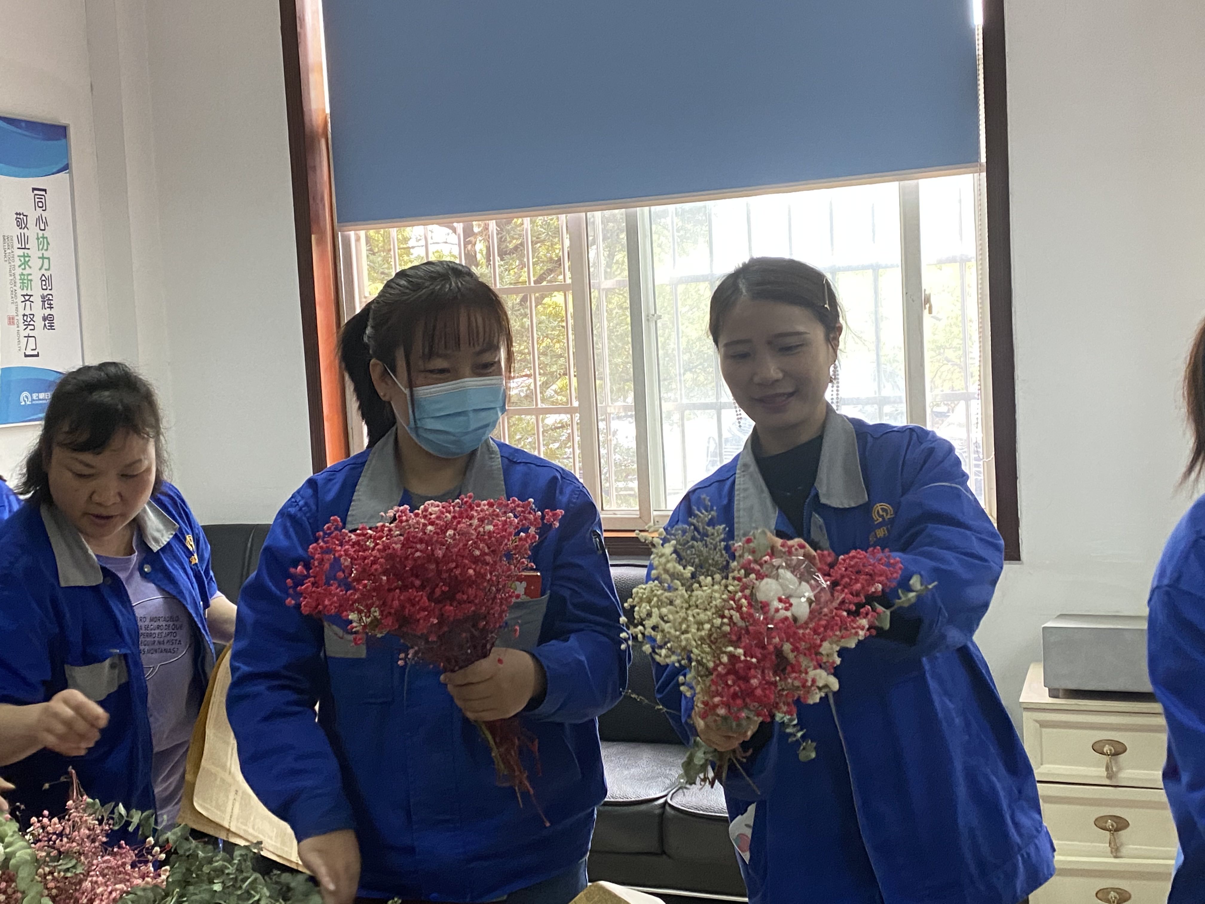 万搏网,宏明日望,株洲电子科技,湖南电容器,株洲电容器,电容器